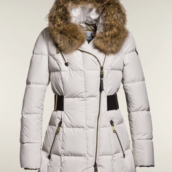 ⭐️Host Pick⭐️ Goldbergh Standard Luxury Winter Coat (or ski jacket) Size Small - Picture 2 of 15